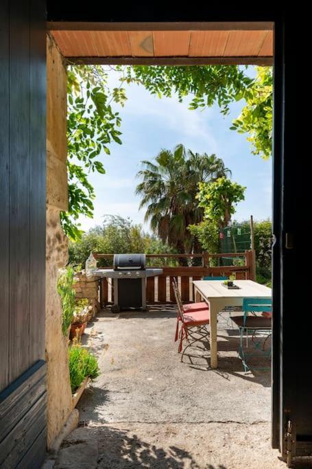 Bed and Breakfast La Calade Montouliers Exterior foto