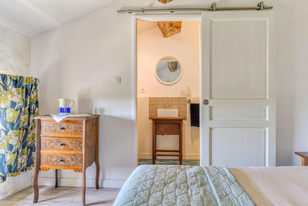 Bed and Breakfast La Calade Montouliers Exterior foto